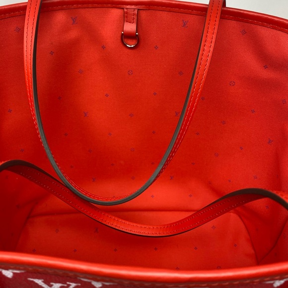 ❌TRADED❌ Louis Vuitton MM Neverfull Escale Rouge - Picture 3 of 7